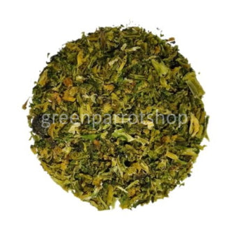 close-up-gedroogde-broccoli-stukjes-vogelvoeding